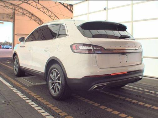 2021 Lincoln Nautilus Standard