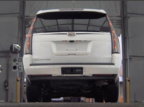 2020 Cadillac Escalade ESV Premium Luxury