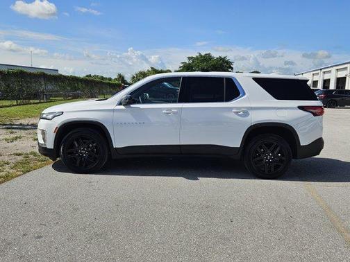 2022 Chevrolet Traverse LS