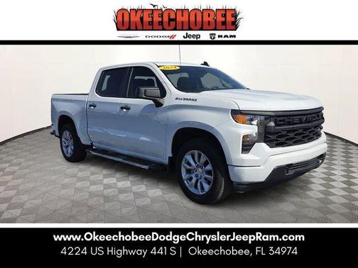 Summit White 2024 Chevrolet Silverado 1500 Custom