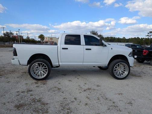 Bright White Clearcoat 2017 RAM 1500 Express