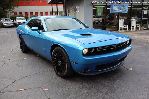 2019 Dodge Challenger SXT
