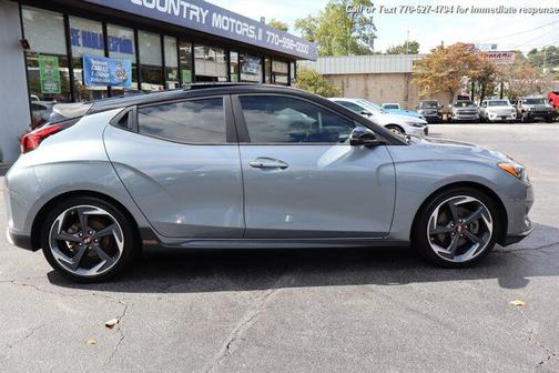2019 Hyundai Veloster Base