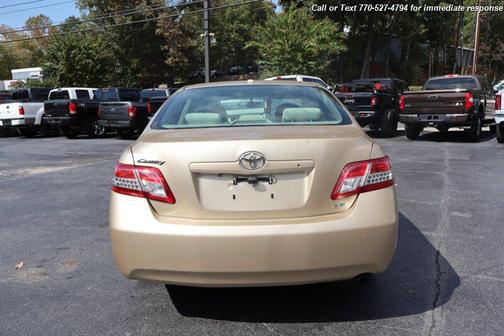 2011 Toyota Camry LE