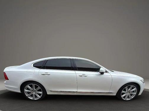 White 2018 Volvo S90 T6 Inscription