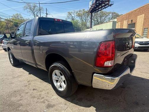2018 RAM 1500 SLT