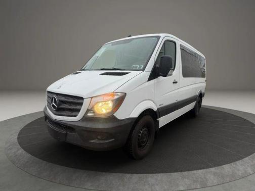 2015 Mercedes-Benz Sprinter HIGH ROOF W/144 WB