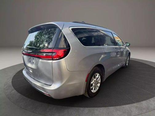 2021 Chrysler Pacifica Touring
