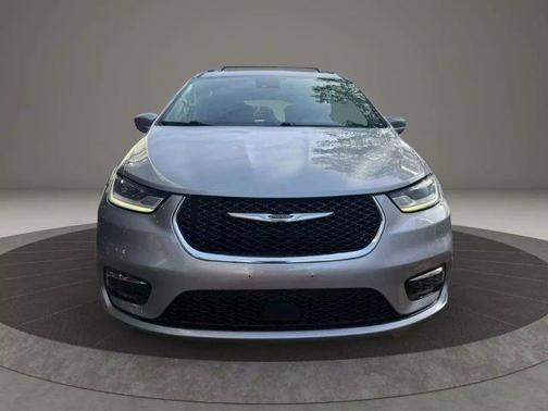 2021 Chrysler Pacifica Touring