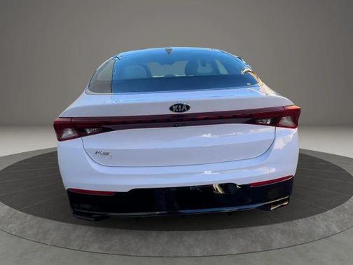 White 2021 Kia K5 LXS