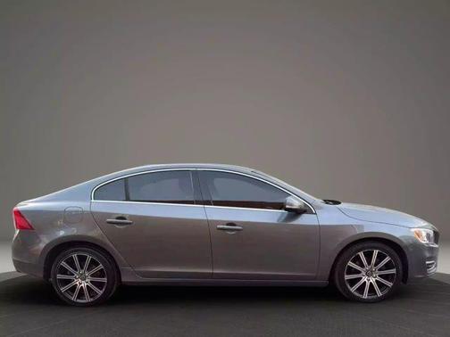 2016 Volvo S60 T5 Inscription Premier