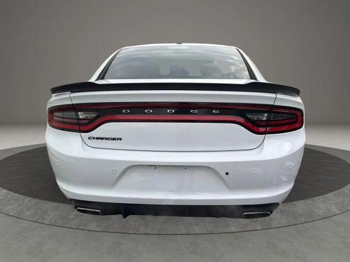 2017 Dodge Charger SE