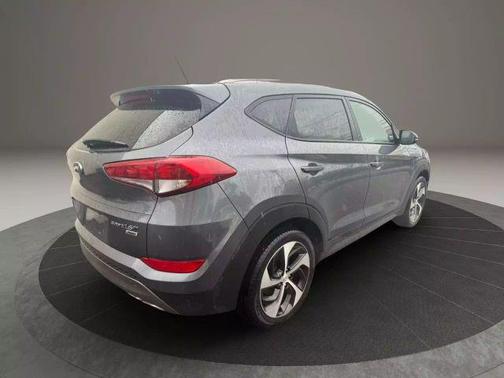 2016 Hyundai TUCSON Sport