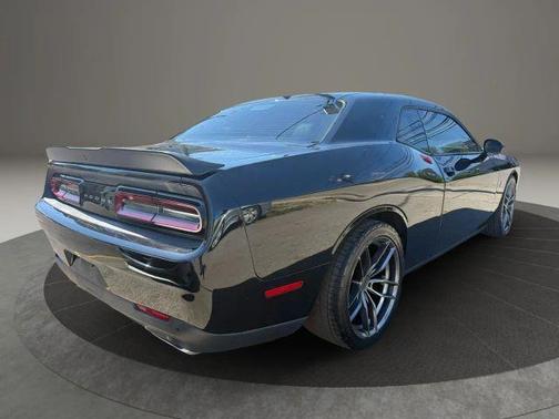 2016 Dodge Challenger R/T Scat Pack