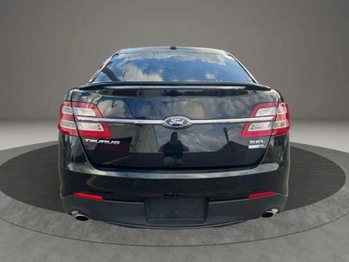 2019 Ford Taurus SEL