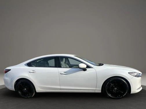 2018 Mazda Mazda6 Signature
