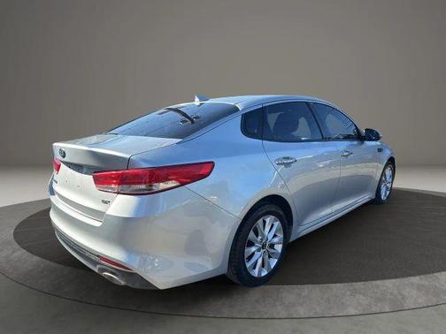 2017 Kia Optima EX