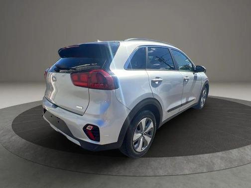 2020 Kia Niro LX