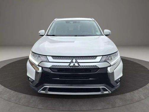 2020 Mitsubishi Outlander SE
