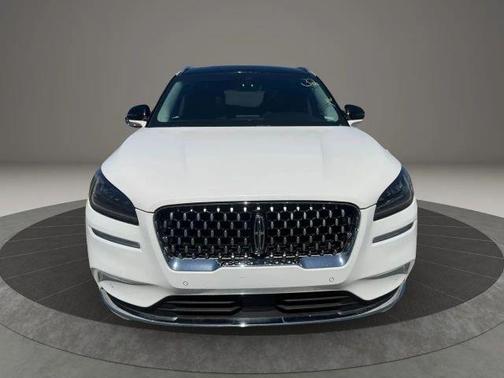 White 2020 Lincoln Corsair Reserve