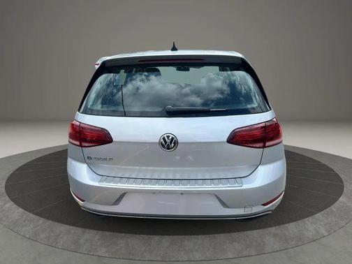 Reflex Silver Metallic 2019 Volkswagen e-Golf SE