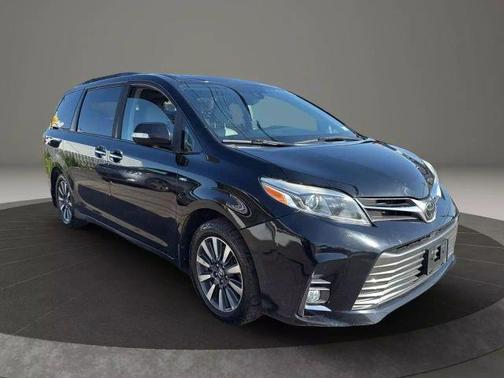 2020 Toyota Sienna Limited