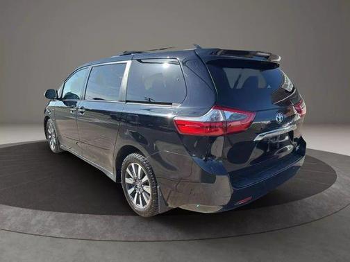 2020 Toyota Sienna Limited