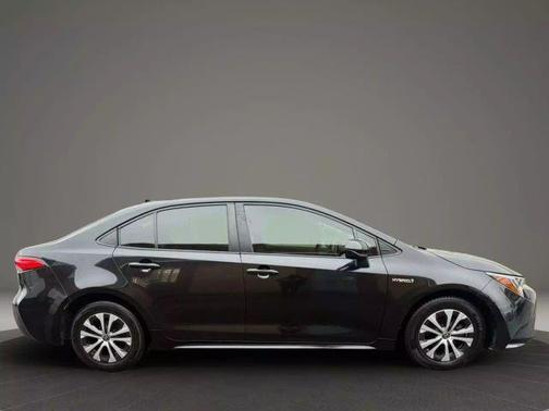 2020 Toyota Corolla Hybrid LE