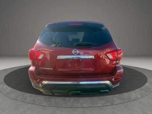 2018 Nissan Pathfinder S