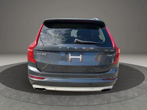 Savile Grey Metallic 2016 Volvo XC90 T6 Momentum
