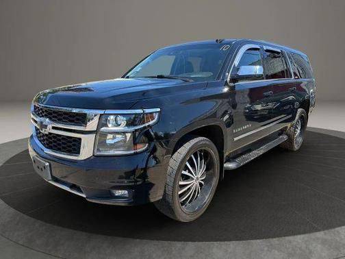 Black 2018 Chevrolet Suburban LT