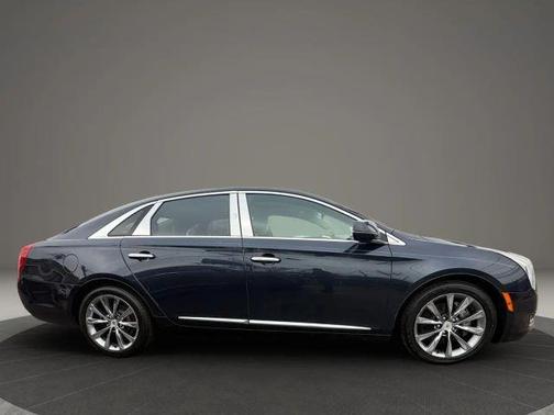 2013 Cadillac XTS Base