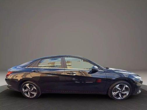 2023 Hyundai ELANTRA HEV Limited