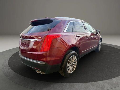 2017 Cadillac XT5 Luxury
