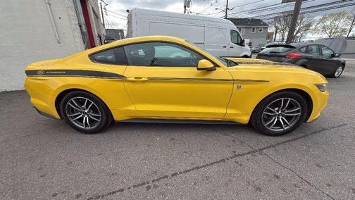 2016 Ford Mustang EcoBoost Premium