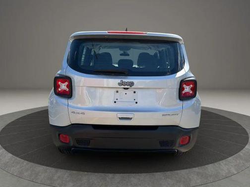Silver 2020 Jeep Renegade Sport