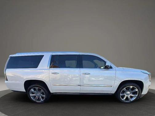 2017 Cadillac Escalade ESV Premium Luxury