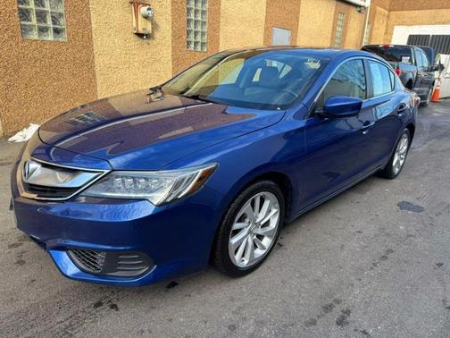 2017 Acura ILX w/Premium Pkg