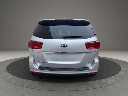 2020 Kia Sedona LX