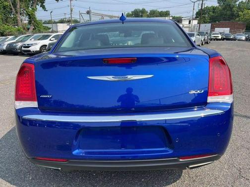 2018 Chrysler 300 Limited