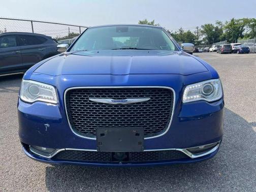 2018 Chrysler 300 Limited
