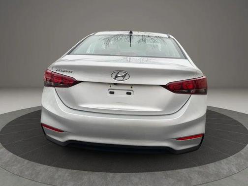 2020 Hyundai Accent SE