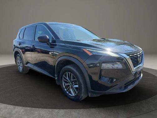 Black 2021 Nissan Rogue S