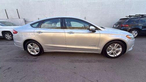 2018 Ford Fusion Hybrid SE