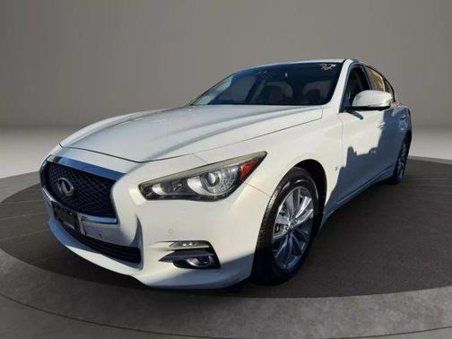 2014 INFINITI Q50 Premium