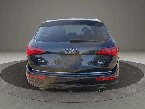 Moonlight Blue Metallic 2017 Audi Q5 2.0T Premium Plus