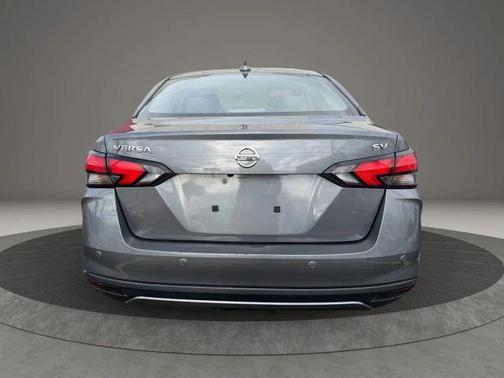 2021 Nissan Versa 1.6 SV