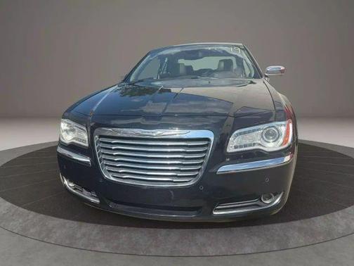 2011 Chrysler 300C Base