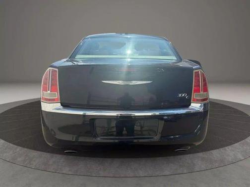 2011 Chrysler 300C Base