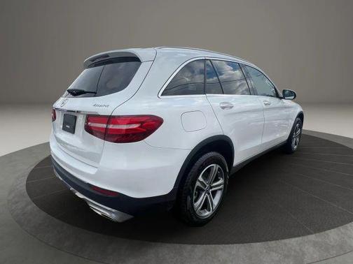 2019 Mercedes-Benz GLC 300 Base 4MATIC